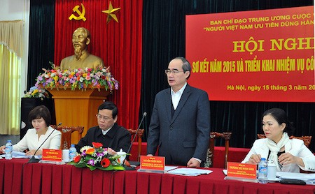 Impulsan el movimiento “Los vietnamitas priorizan productos nacionales”  - ảnh 1
